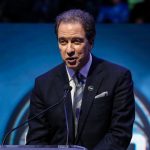 "Kevin Harlan, you've gone too far": Lakers and NBA Fans react to TNT announcer's antics ahead of the second quarter in Lakers vs Suns Game 6