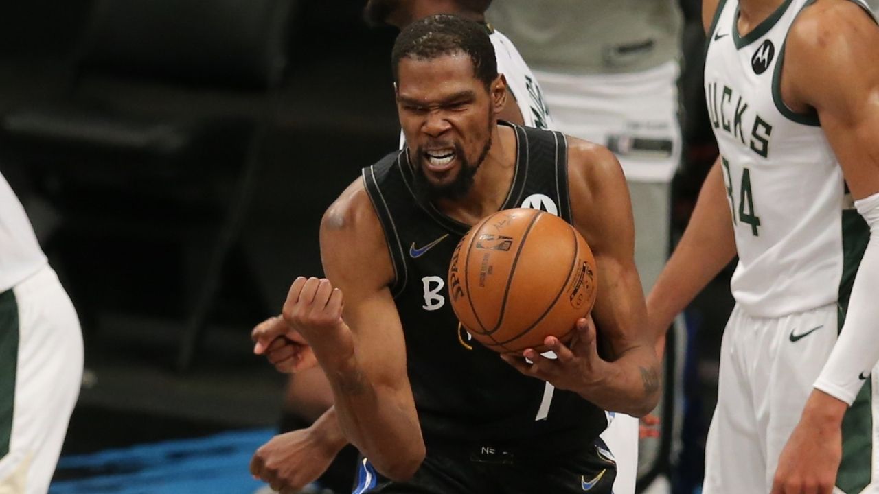 "Kevin Durant shook off Giannis Antetokounmpo and trash talked him": Nets star gets moral victory after rebounding Bucks MVP's free throw miss