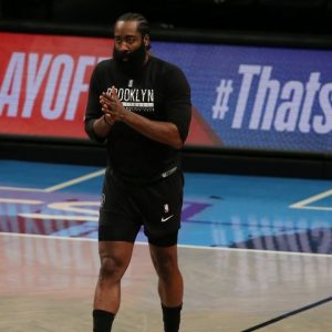"James Harden Cashapped Saweetie $100k for a date": Nets star shoots down rumors that he paid a hunny bun through his latest Instagram story