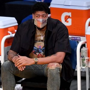 "Anthony Davis is an NBA MVP-caliber player": Lakers assistant coach Phil Handy lauds The Brow while talking about his potential 