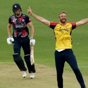 MID vs ESS Fantasy Prediction: Middlesex vs Essex – 24 June 2021 (London). Daryl Mitchell, Chris Green, and Jimmy Neesham will be the best picks for this game.