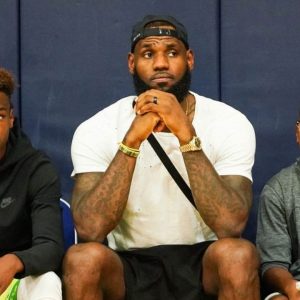 "LeBron James joins forces with Ben Simmons to make orphanages": NBA Twitter roasts the Lakers' superstar for dropping bricks at Bryce James' AAU game
