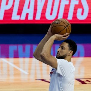"Ben Simmons has cut off communication with basically everyone in the Sixers organization": Sixers superstar wants to join the Golden State Warriors
