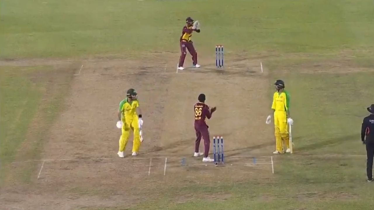 "Australia are being finished": Ian Bishop aptly describes Dan Christian-Ashton Agar mix-up as Australia lose 2nd T20I