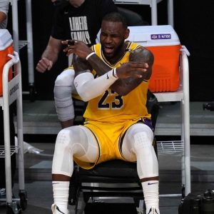 "LeBron James is the Most Abused Athlete In The World": Unique stat shows that the Lakers superstar is the most disrespected athlete in the entire sporting community