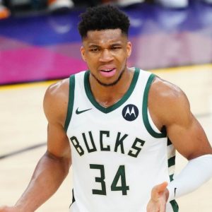 "I lost my room keys, so I'll have a conversation with you": Giannis Antetokounmpo jokes around with reporters before Game 3 of the NBA Finals