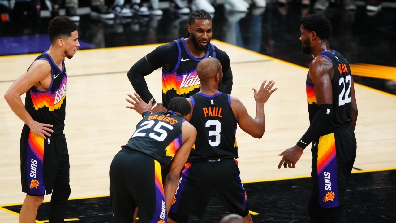 "Deandre Ayton is better than you Book!": Chris Paul praises his big man while enjoying some light-hearted ribbing with Devin Booker