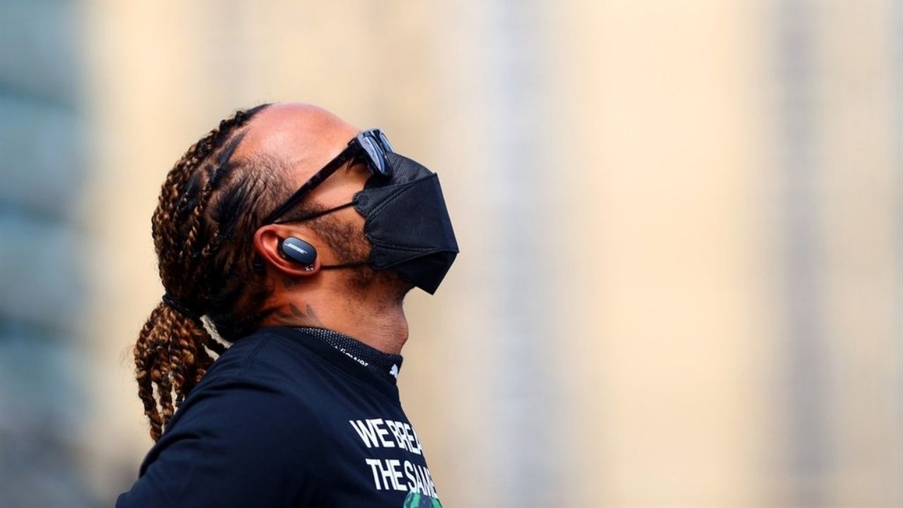 "I think he's pretty relaxed"– Lewis Hamilton relaxed despite never before seen personal attacks