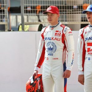 "Had a very good relationship with his father" - Bernie Ecclestone speculates on Mick Schumacher's next team after Haas