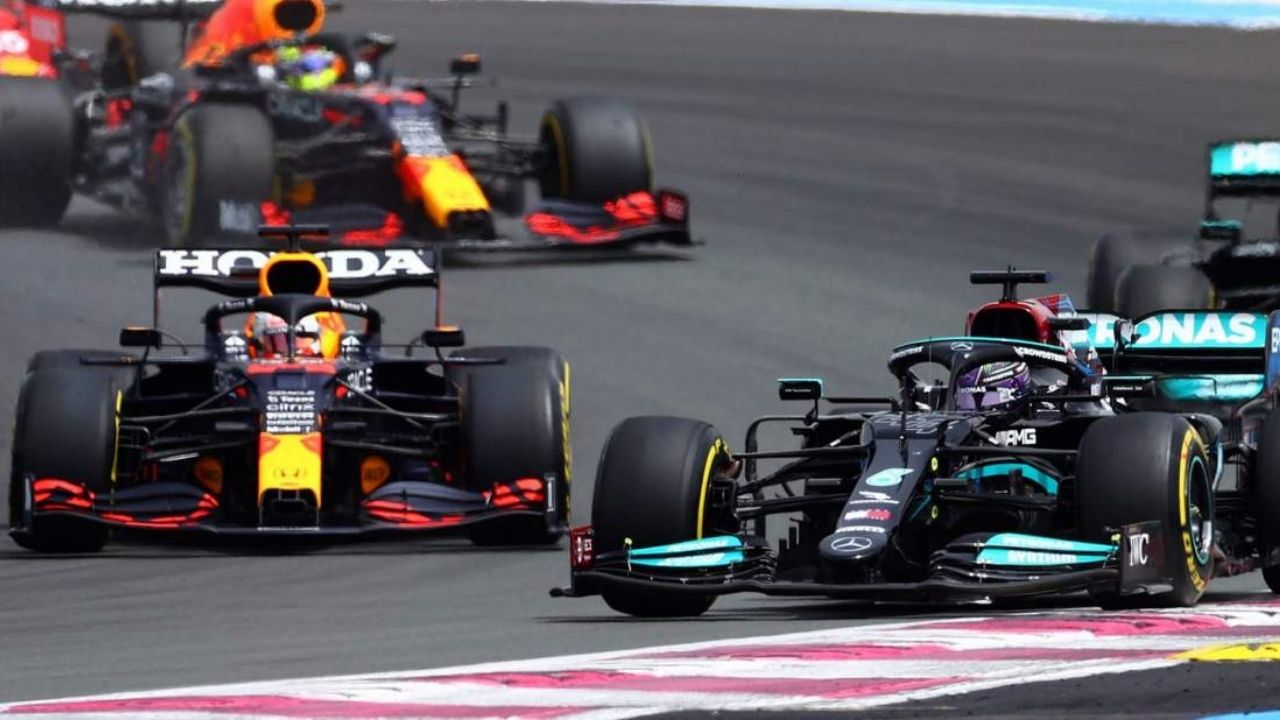 "It's exactly what we want"– Mark Webber wants F1 to let Lewis Hamilton and Max Verstappen rip each other