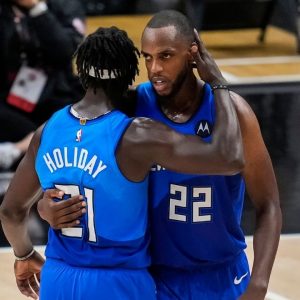 "Giannis getting hurt was the best thing that happened to Milwaukee Bucks": Charles Barkley heaps praises on Jrue Holiday, Khris Middleton and co for excellent Game 5 and 6 performances vs Hawks