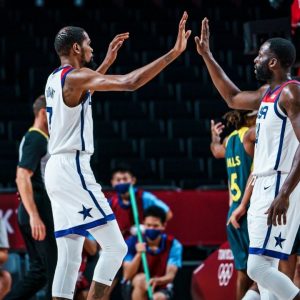 "Zach LaVine can fly, Kevin Durant saves Team USA once again": NBA fans applaud Nets superstar's clutch 23 point performance vs Australia