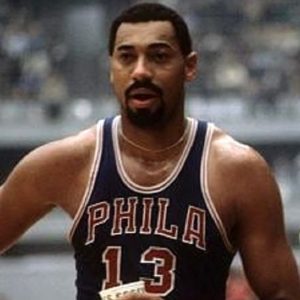 “Wilt Chamberlain could dunk from the free throw line without a running start”: How the NCAA was forced to change rules due to the Lakers legend’s astonishing athleticism