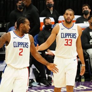 "Kawhi Leonard is a good coach, it's nice to have him around": Nicolas Batum talks about stepping up amid Kawhi's absence and Terence Mann being a great example for the locker room