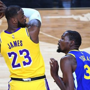 “Anything LeBron James does, you guys talk about it like its breaking news”: When Kevin Durant sided up for the Lakers superstar while on the Bill Simmons Podcast