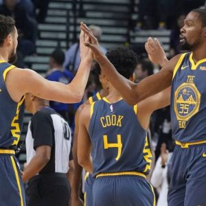 "Klay Thompson is going to rip up the league!": Kevin Durant and NBA Twitter react as Warriors star drains three after three during recent practice session