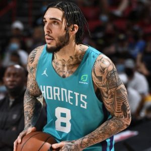 "Stephen Curry who?!": NBA Twitter goes crazy as LiAngelo Ball sinks a wild three-pointer to end the first half during his Summer league clash against the Spurs