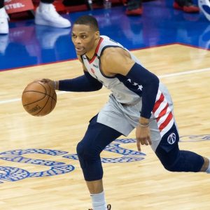 "Russell Westbrook, you can't fool us like Ben Simmons does": Lakers' star can't catch a break, despite making 11 deep 3-pointers in a row