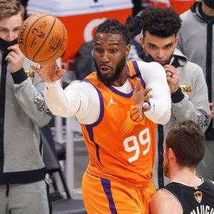 "Jae Crowder really got caught sliding like that into her DMs": Instagram model reveals Suns star's thirsty tweets on social media