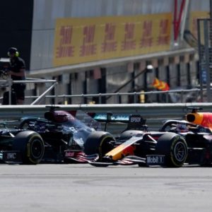 "Red Bull are less sensitive than Mercedes"– Former Ferrari superstar on Lewis Hamilton and Max Verstappen warfare