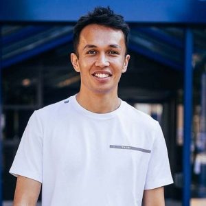 "I have no idea"– Alex Albon is yet to find a clause to protect Mercedes from him