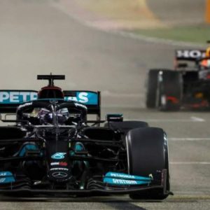 "I remember what it was like when I had my first"– Lewis Hamilton claims first title pressure would be impacting Max Verstappen immensely