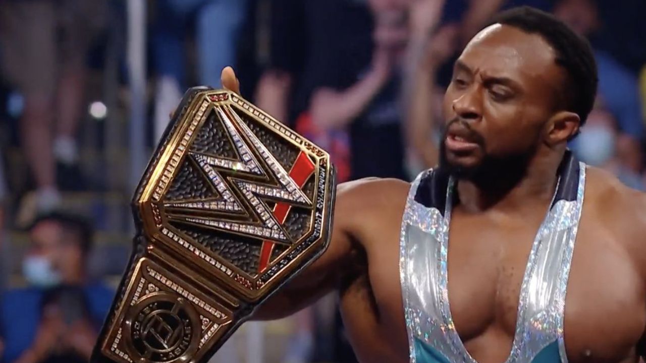 Big E cashes in on Bobby Lashley to win WWE Championship