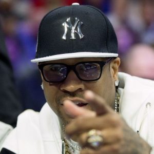 "Allen Iverson is one of the greatest guards to never win a championship": Shaquille O'Neal applauds The Answer's hustle to play
