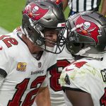 "For The 45th Billion Time Refs Bail Out Tom Brady": NFL Fans Are Furious After Missed OPI Call On Chris Godwin Catch In NFL Week 1