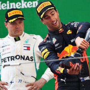 "Valtteri's pretty modest anyway" - Daniel Ricciardo is confident Valtteri Bottas can make a seamless transition from Mercedes to Alfa Romeo