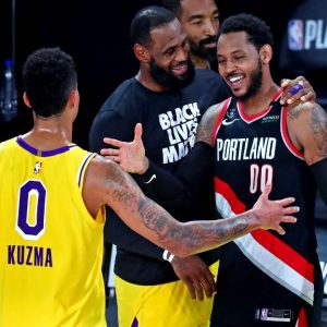 "Hey King James we cool?": Carmelo Anthony resolves a young kid's doubts over his friendship with the 4x NBA champion