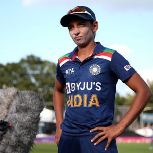 Why is Harmanpreet Kaur not playing today's 1st ODI between Australia Women vs India Women in Mackay?