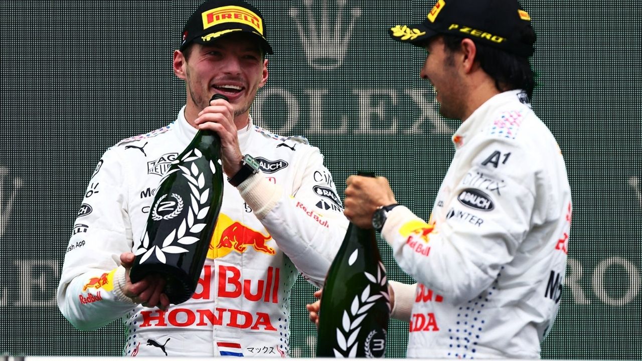 "Having him as close to the front as we can" - Christian Horner ranks the pairing of Max Verstappen and Sergio Perez in Red Bull's history