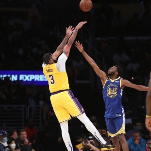 "Anthony Davis needs to get on the inside and get dirty!": Lakers legend James Worthy gives the Brow some much needed criticism after abysmal display vs Suns