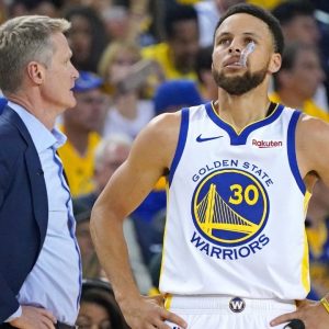 "Stephen Curry had 19 first half minutes... Felt strongly about resting him": Warriors' Head Coach Steve Kerr answers the one question crossing everyone's mind after loss to the Grizzlies