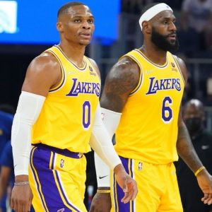 “It’s going to take a minute for us to become the team we are capable of being”: LeBron James pacifies Lakers fans after going on a unexpected 0-5 preseason start