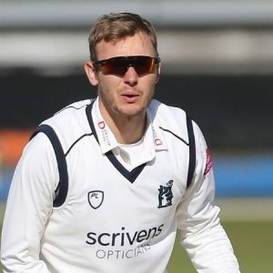 Danny Briggs (30) has signed a contract extension with the County Champions Warwickshire till the end of the 2024 County season.