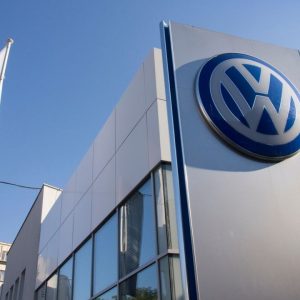 Volkswagen brands Audi and Porsche's F1 future might be announced as early as November; Red Bull and McLaren sees interests