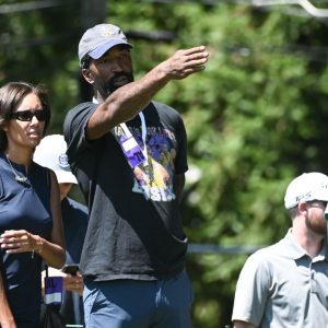 "J.R. Smith gets attacked by a swarm of bees in his debut college golf tournament": The former LeBron James teammate never fails to amuse with his slip-ups