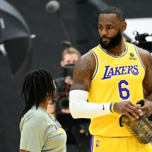 "LeBron James' Lakers are a lot like us!": James Harden points out Russell Westbrook and the King's biggest weakness along with some words of advice in recent interview
