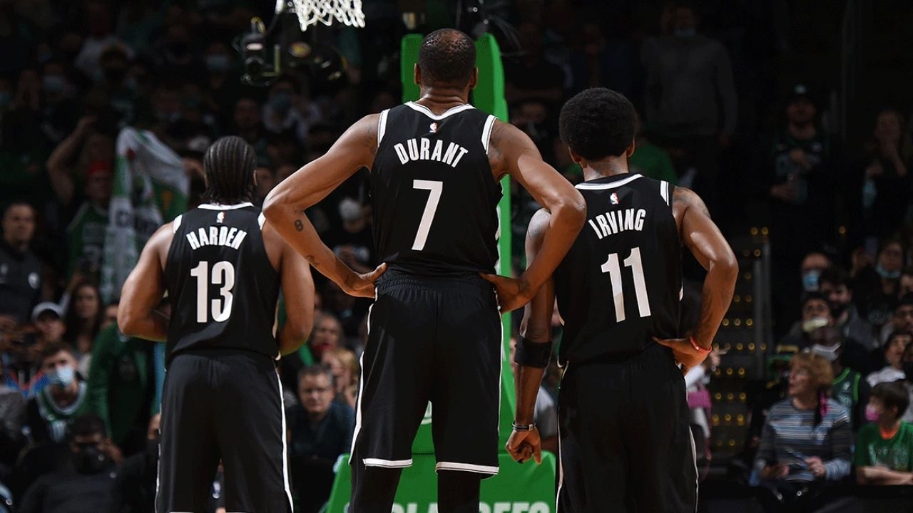 "Kevin Durant, James Harden, Joe Tsai, and Sean Marks will decide Kyrie Irving's fate": NBA Insider Adrian Wojnarowski reveals the Nets' superstars would be involved in deciding whether Uncle Drew can be a part-time player or not