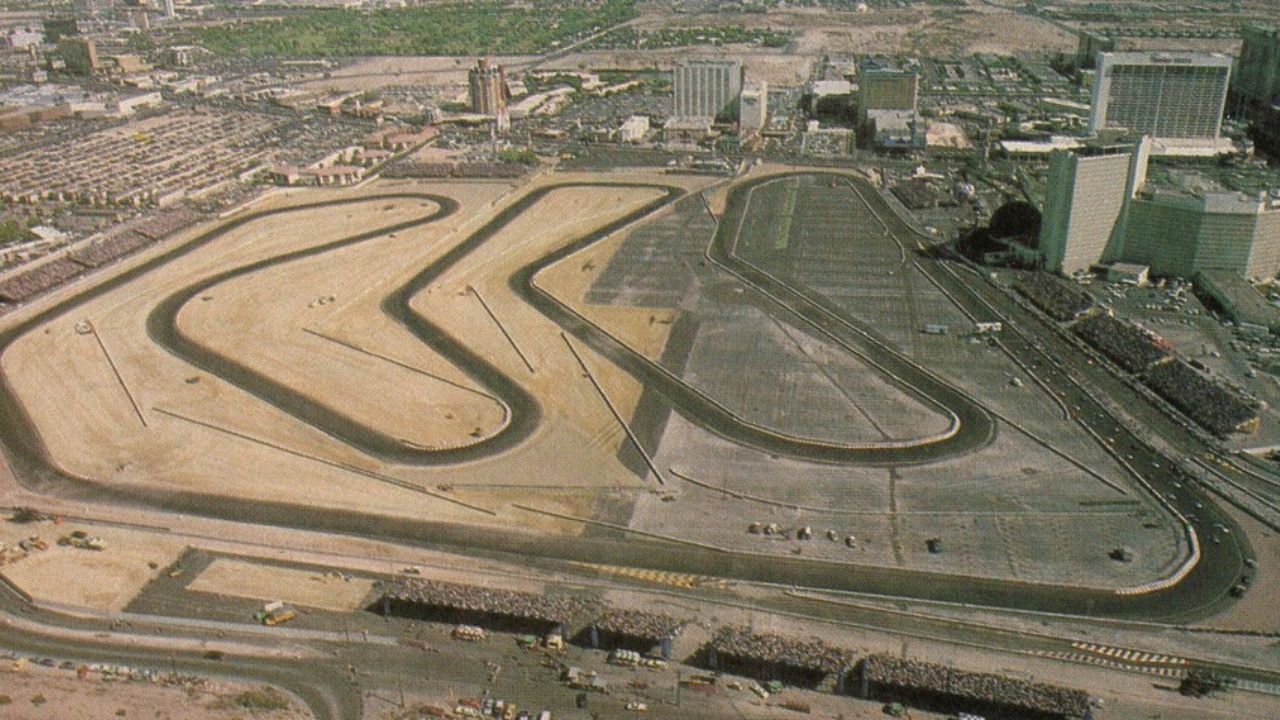 "The dream is not to race (in NASCAR), it’s not to race in IndyCar” - Kevin Harvick opens up on the struggles faced by NASCAR due to the ever-rising popularity of F1 in the USA