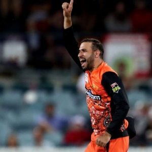 BBL 11: 39-years old Fawad Ahmed gets career lifeline by Adelaide Strikers in Big Bash League