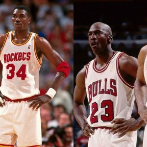 “Hakeem Olajuwon dominated Michael Jordan and Scottie Pippen”: When the Rockets legend dropped an otherworldly statline including 5 blocks and 4 steals against the Chicago Bulls