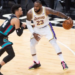 “You don't disrespect LeBron James like that, Dillon Brooks ”: When the Lakers star had to fire back after the Grizzlies guard flexed on the King tauntingly