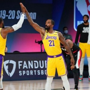 "HOW AMAZING IS THAT! I'M PROUD OF MY BROTHER JR SMITH!": Lakers' LeBron James puts out a tweet in support of his former teammate during his first golf tournament