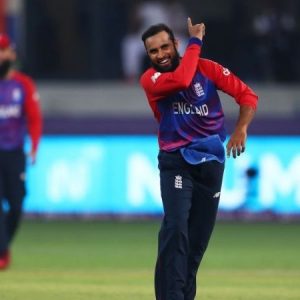 "Your phone would blow up too if you took 4/2": Adil Rashid press conference gets interrupted with continuous messages"Your phone would blow up too if you took 4/2": Adil Rashid press conference gets interrupted with continuous messages