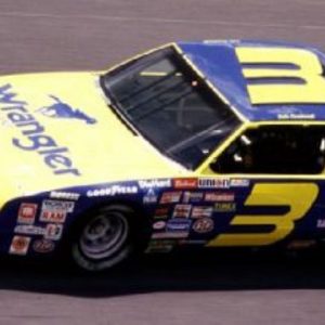 "It finally happened!": Watch Daniel Ricciardo put on a show in Texas as he gets his dream NASCAR car run