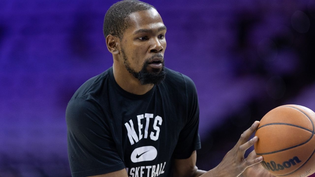 “I am not a role model”: Kevin Durant emulates Charles Barkley in back and forth with fan amidst his ‘ashy ankle’ saga