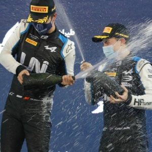 “We can’t predict today who will be champion” - Alfa Romeo willing to pay the waiting game to decide the 2022 F1 seat between F2 title contenders Oscar Piastri and Guanyu Zhou